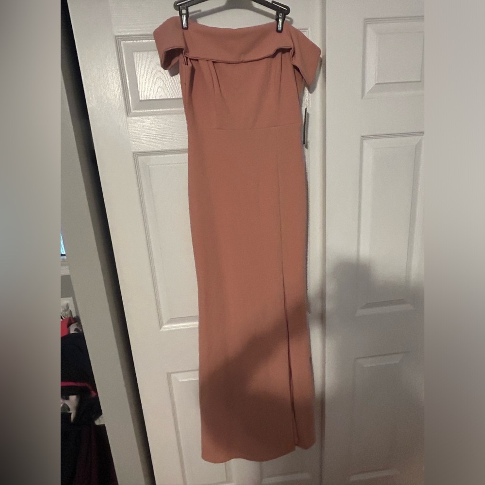 Lulu's Off-Shoulder Maxi Dress in Light Pink